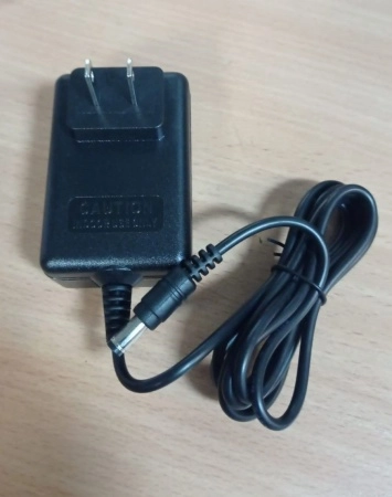 фото зарядное устройство для тележек cw 8,4v/0,5a (charger)