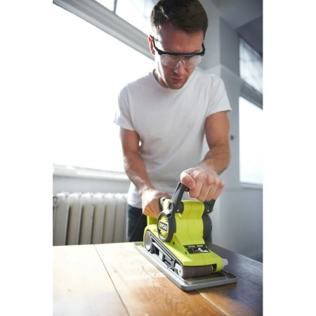 фото ленточная шлифмашина ryobi ebs 800v